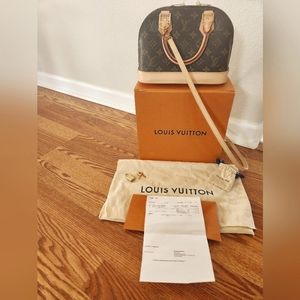 Louis Vuitton Alma BB Monogram